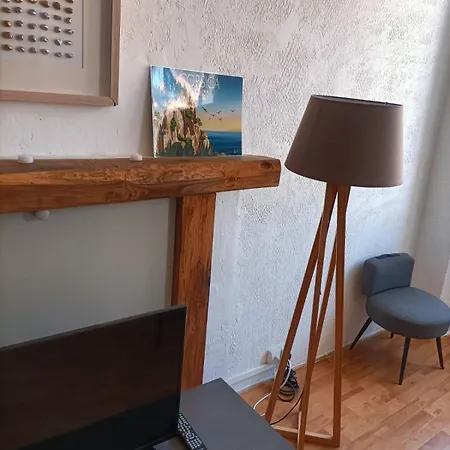Lejlighed **** Very 36 Rue Fesch, Cosy Flat In Center Pedestrian Street, Up To 4 People **** *