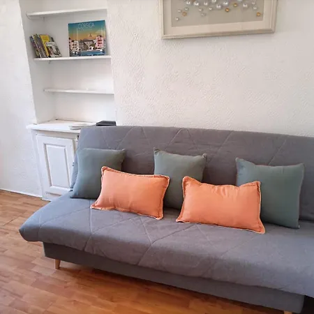 Lejlighed **** Very 36 Rue Fesch, Cosy Flat In Center Pedestrian Street, Up To 4 People ****