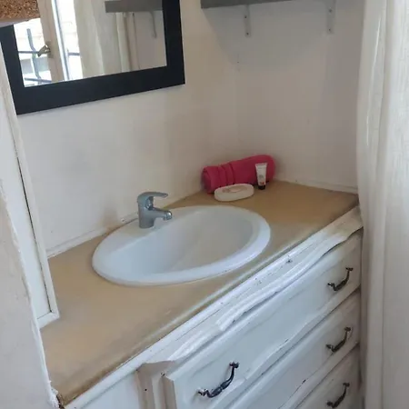 **** Very 36 Rue Fesch, Cosy Flat In Center Pedestrian Street, Up To 4 People **** Ajaccio (Corsica)