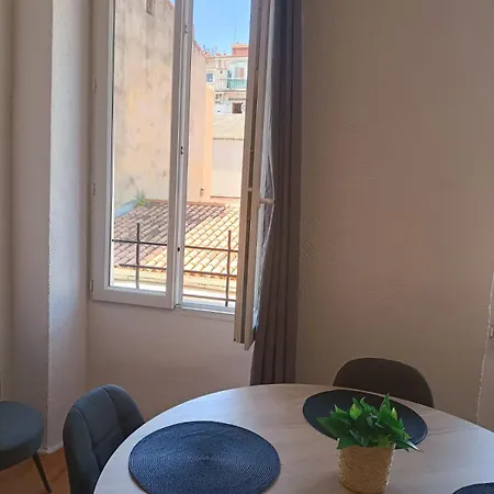 **** Very 36 Rue Fesch, Cosy Flat In Center Pedestrian Street, Up To 4 People ****