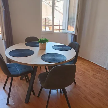 **** Very 36 Rue Fesch, Cosy Flat In Center Pedestrian Street, Up To 4 People **** Ajaccio (Corsica)