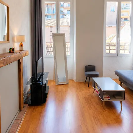 Cosy Fesch Street Apartment: Hideaway