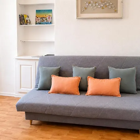 Cosy Fesch Street Apartment: Hideaway Ajaccio (Corsica)