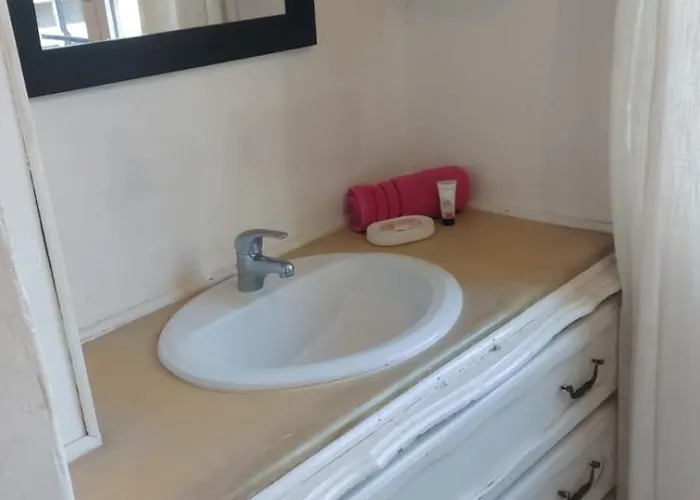 **** Very 36 Rue Fesch, Cosy Flat In Center Pedestrian Street, Up To 4 People **** Ajaccio (Corsica)