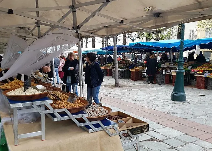 **** Very 36 Rue Fesch, Cosy Flat In Center Pedestrian Street, Up To 4 People **** Appartement Ajaccio (Corsica)