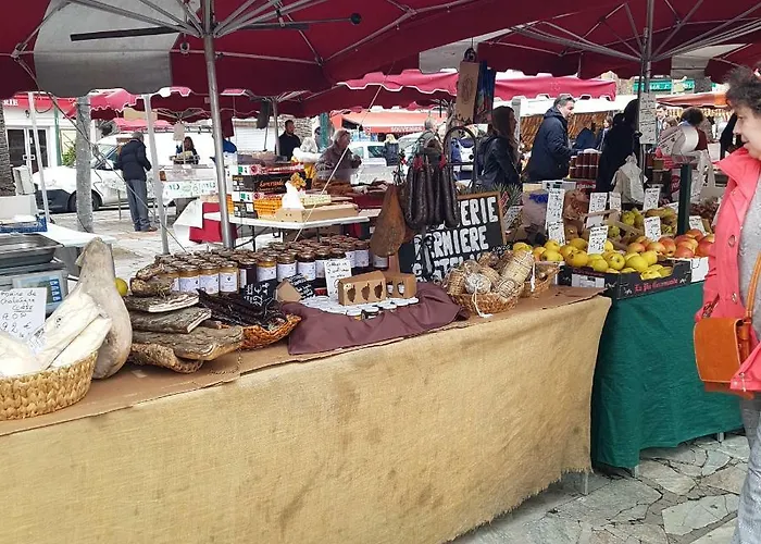 Appartement **** Very 36 Rue Fesch, Cosy Flat In Center Pedestrian Street, Up To 4 People **** Ajaccio (Corsica)